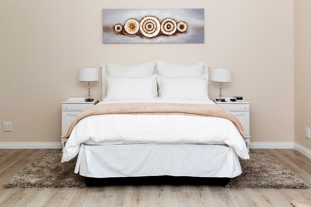 Settle Inn Self Catering Accommodation Colchester Buitenkant foto
